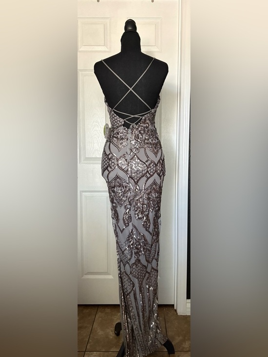 Windsor Dresses & Skirts - Windsor Silver-Gray Sequin Backless Evening Gown